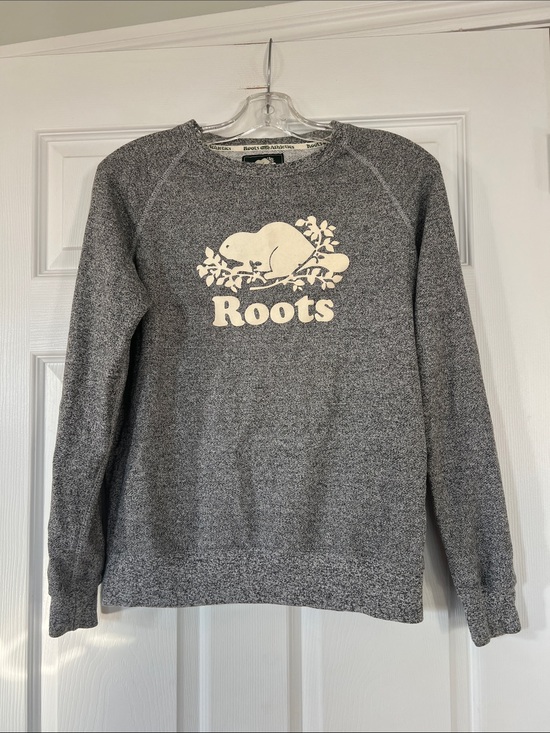 Roots Sweaters - Roots Gray Crewneck Sweatshirt with Cream Beaver Logo